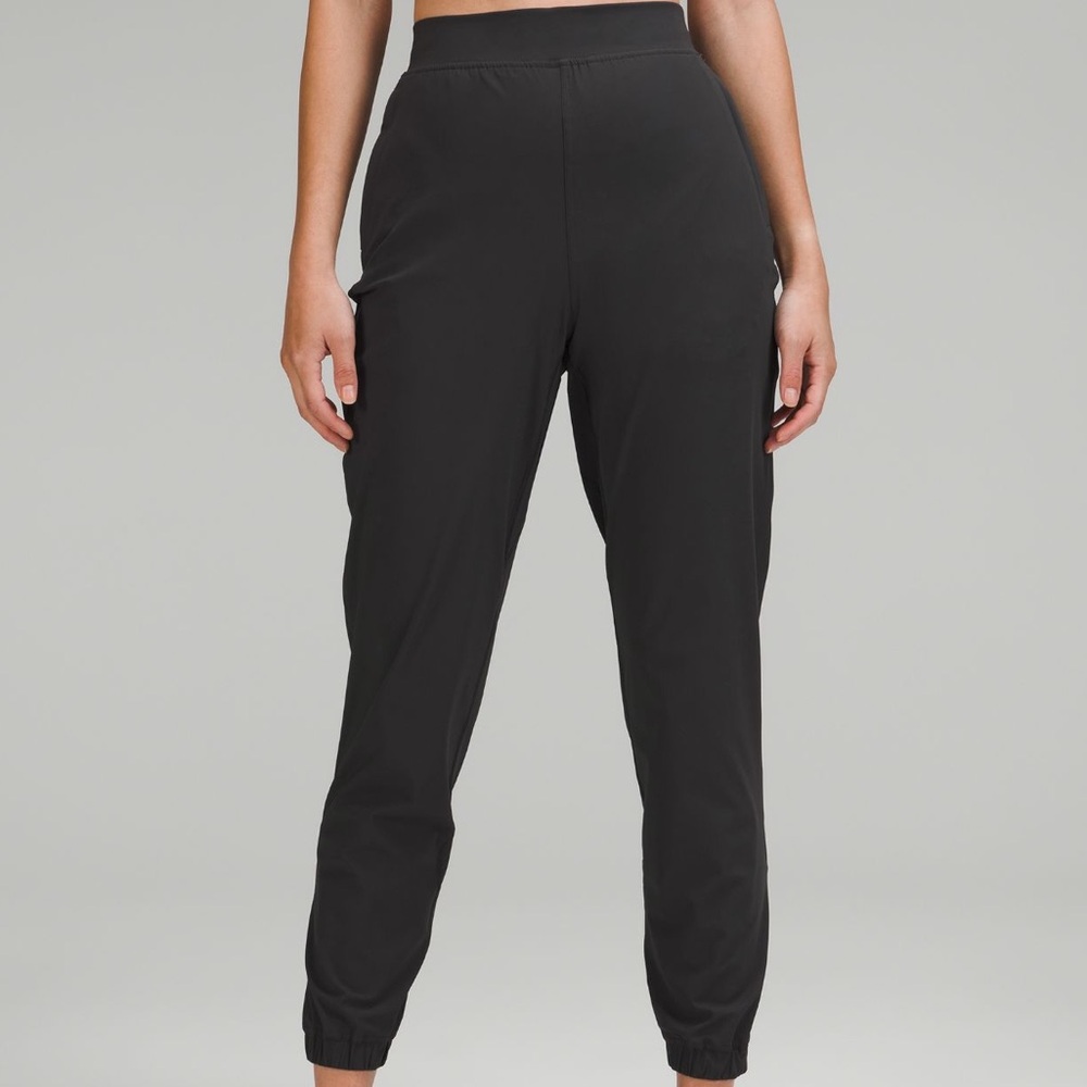 Lululemon Adapted State High Right Joggers